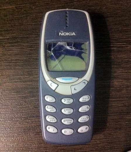 Конец легенде о неубиваемости Nokia 3310 прикол, юмор
