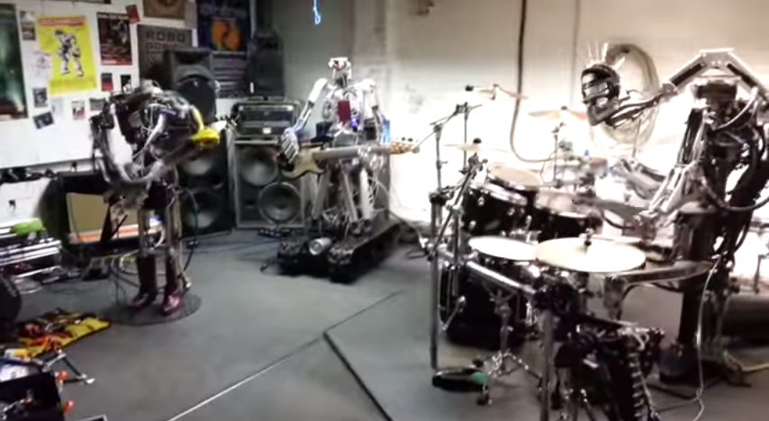 Роботы играют спид-метал