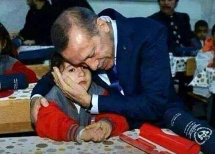 Эрдоган представил мальчика-сироту на родительском собрании